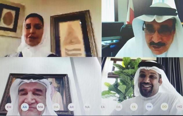 في اجتماعٍ عقده عن بعد مع لجنة الخدمات بمجلس الشورى لمناقشة مشروع قانون لدفع رواتب المواطنين بالقطاع الخاص .. وزير المالية والاقتصاد الوطني: الحزمة المالية والاقتصادية للمحافظة على التنمية المستدامة ل